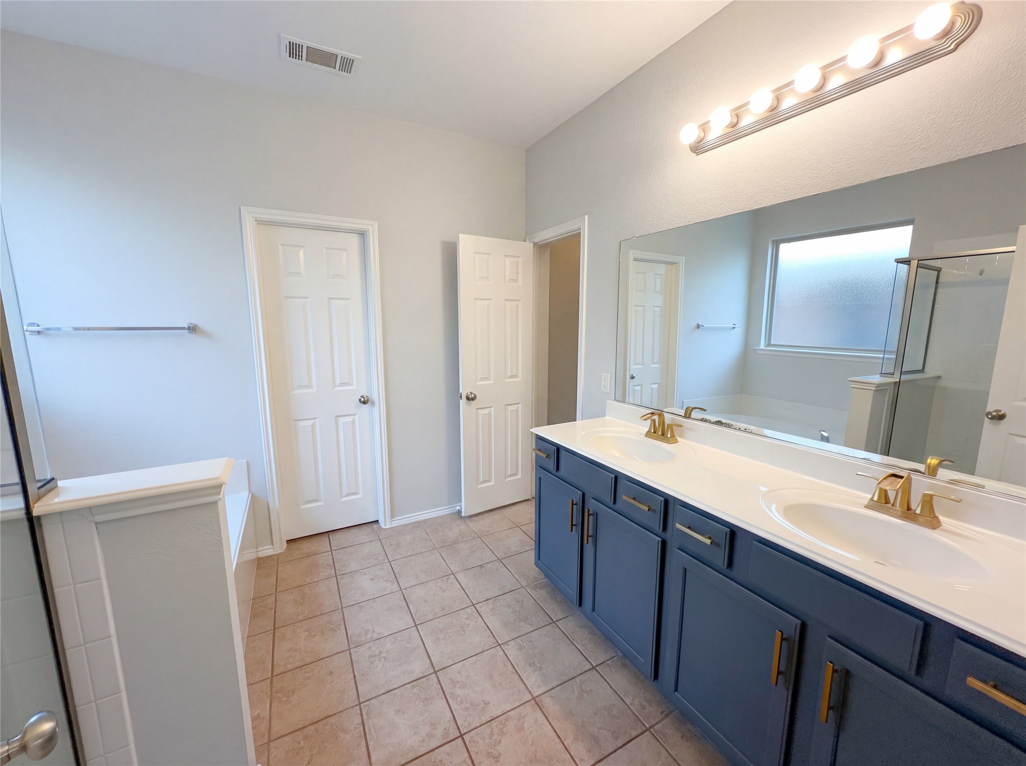 8925 Brook Hill Lane Fort Worth TX 76244