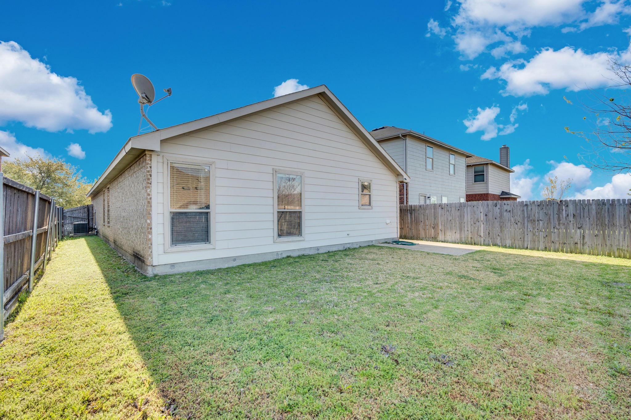 2005 Peony Street Heartland TX 75126