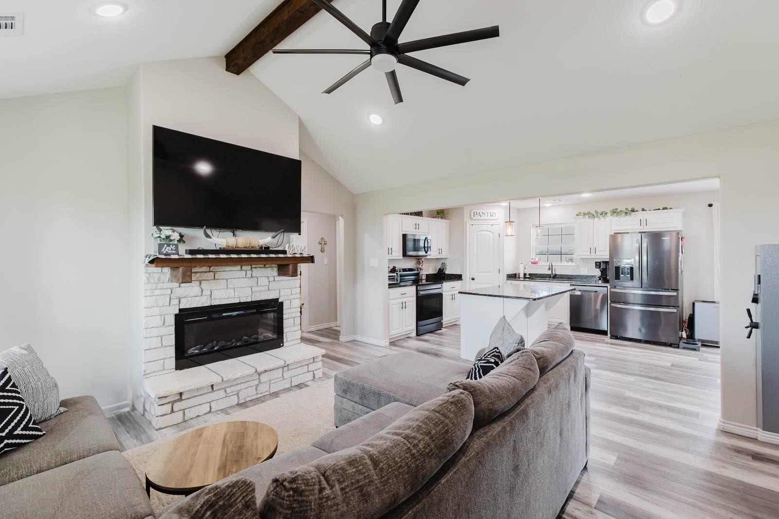 8615 N Fm 51 Decatur TX 76234