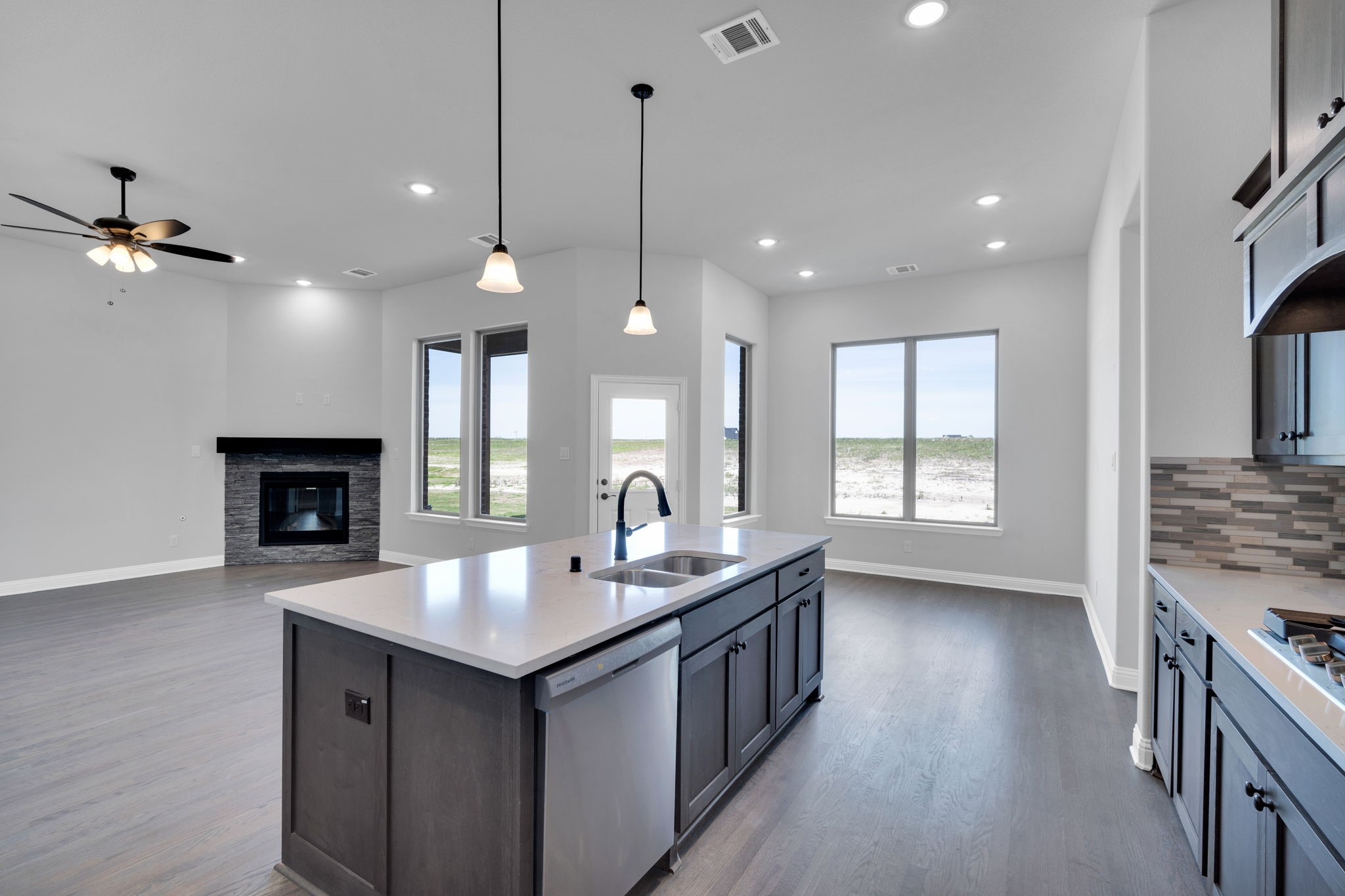 128 Lila Lake Drive Waxahachie TX 75165