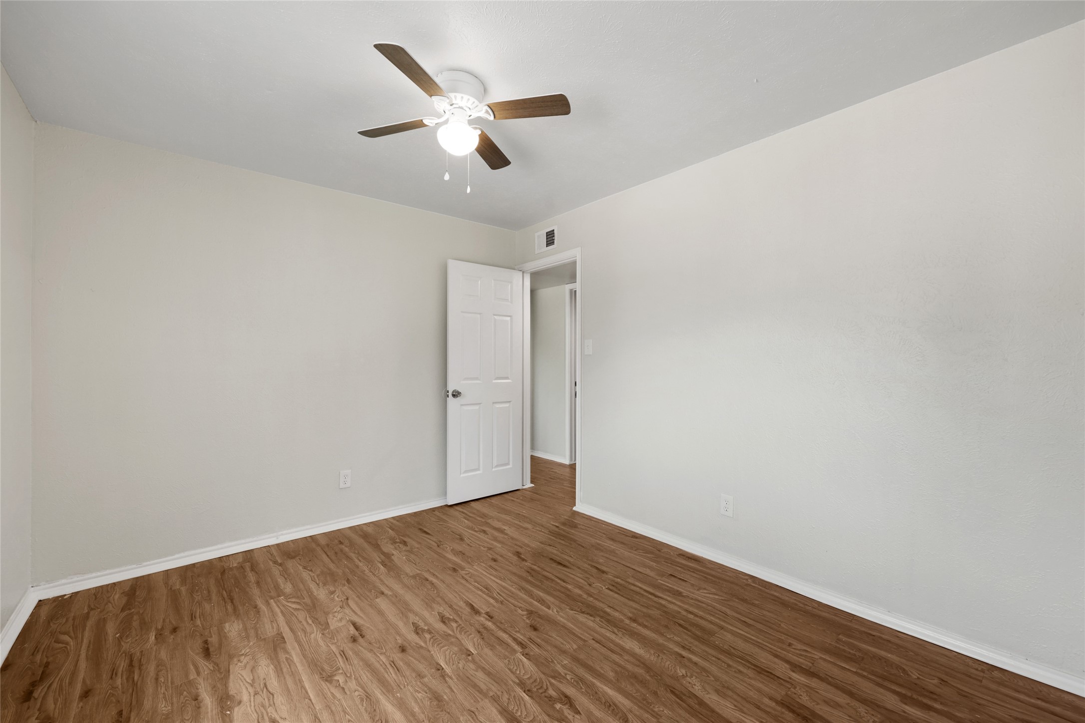 6706 Greenspring Drive Arlington TX 76016