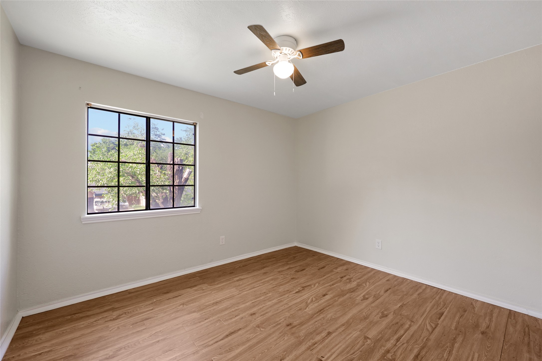 6706 Greenspring Drive Arlington TX 76016