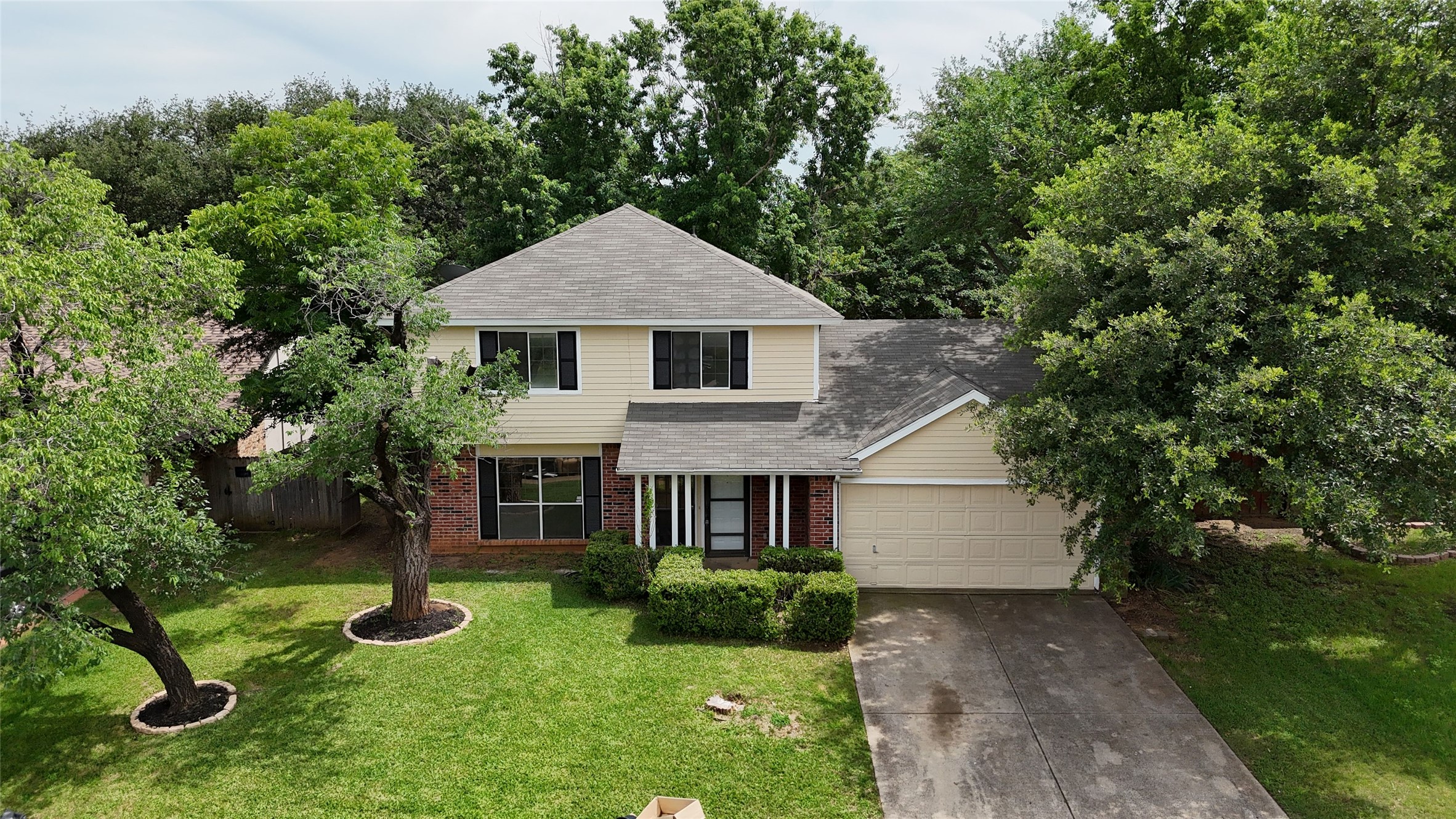 6706 Greenspring Drive Arlington TX 76016