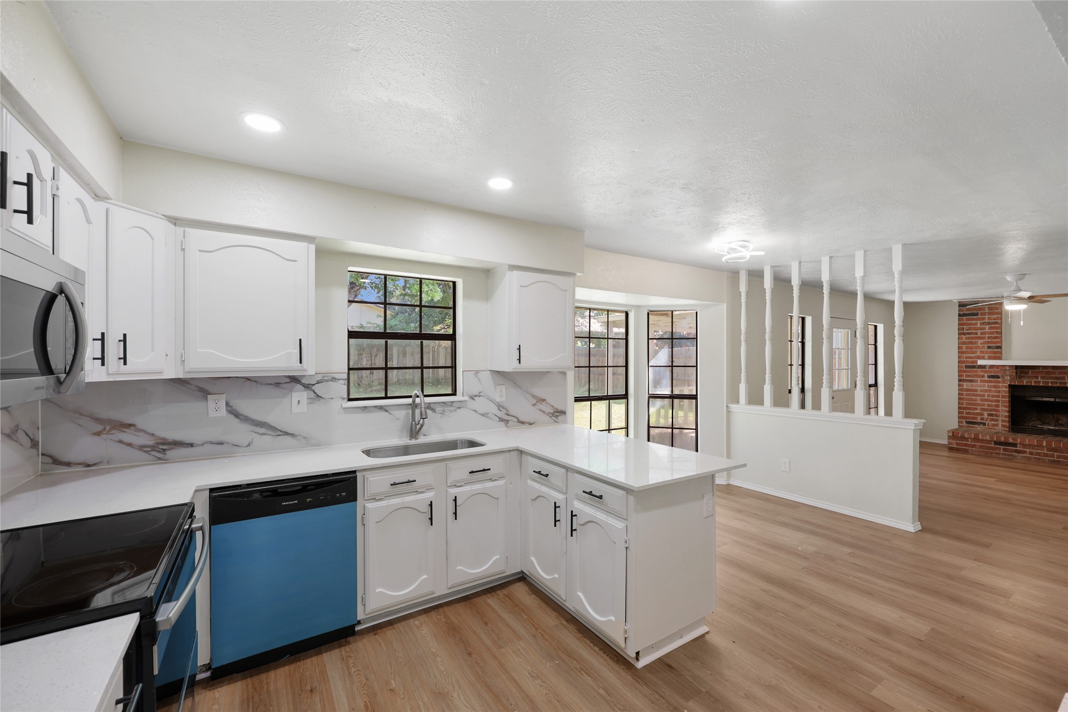 6706 Greenspring Drive Arlington TX 76016