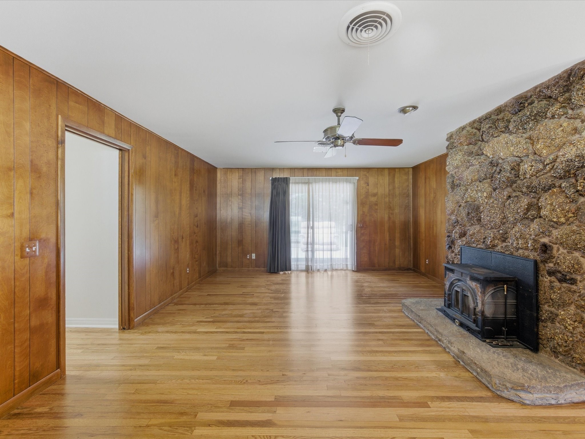 7642 Tx-175 Montague TX 76251