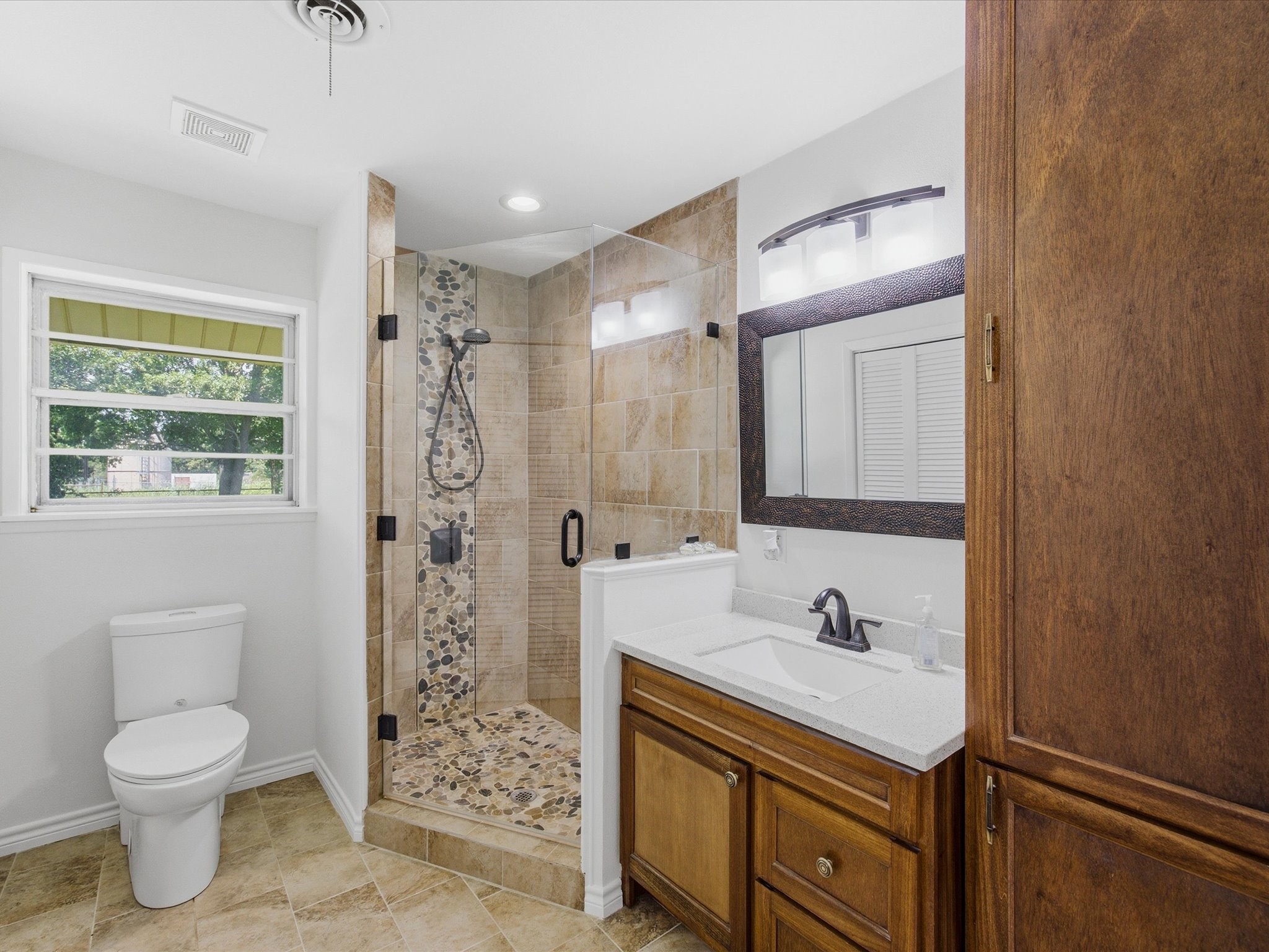 7642 Tx-175 Montague TX 76251