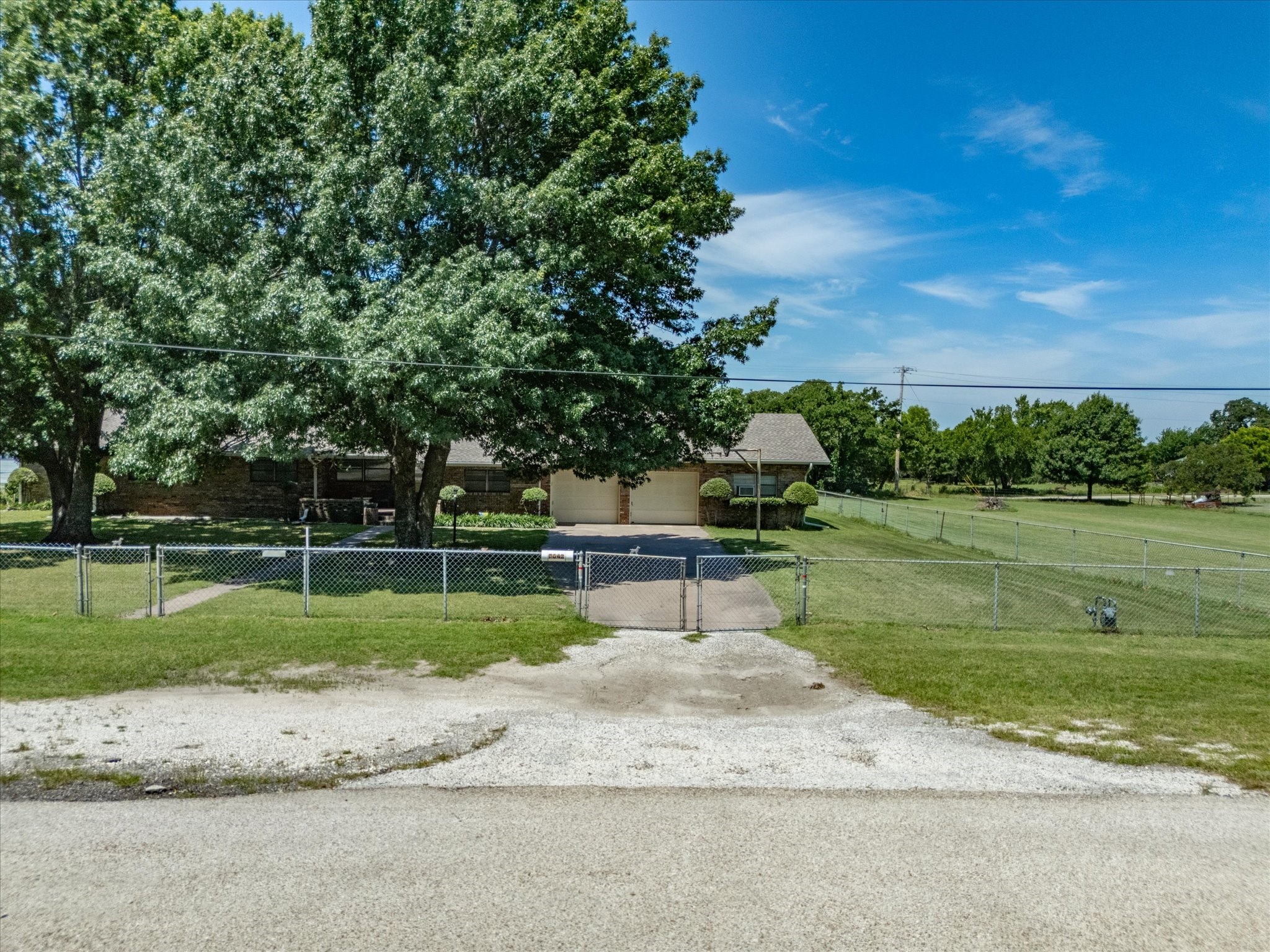 7642 Tx-175 Montague TX 76251