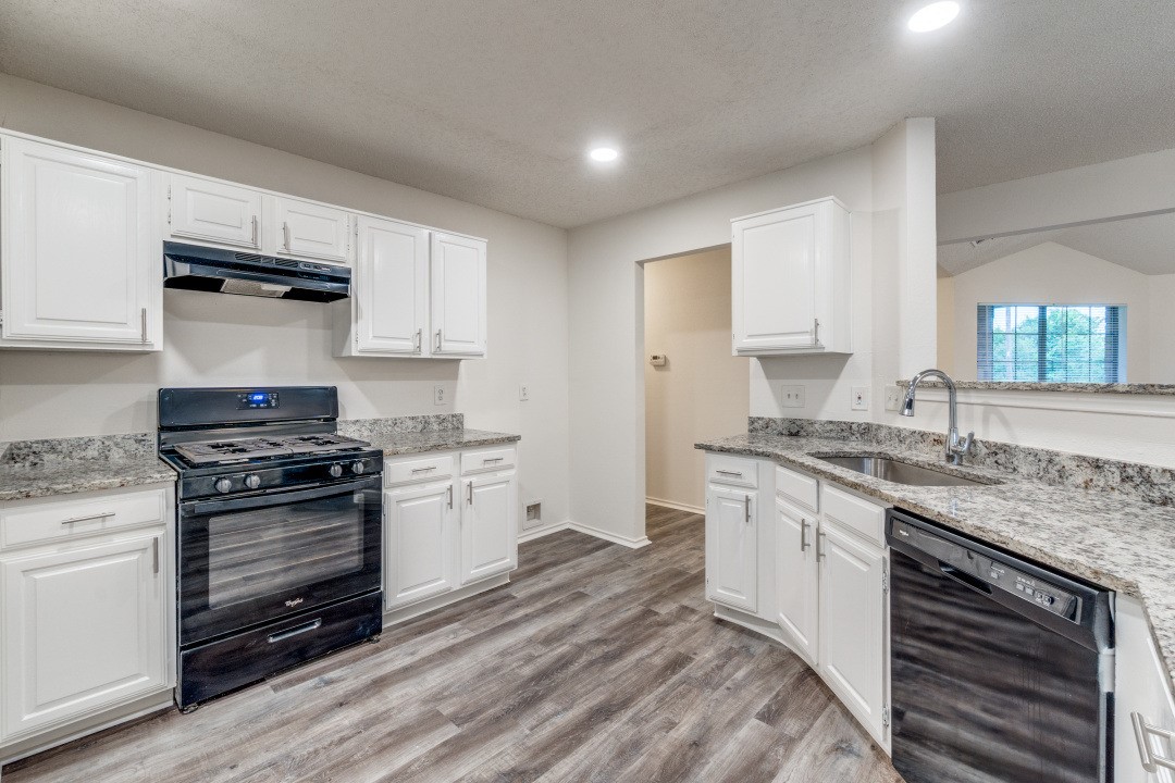 5747 Russcrest Drive Dallas TX 75227