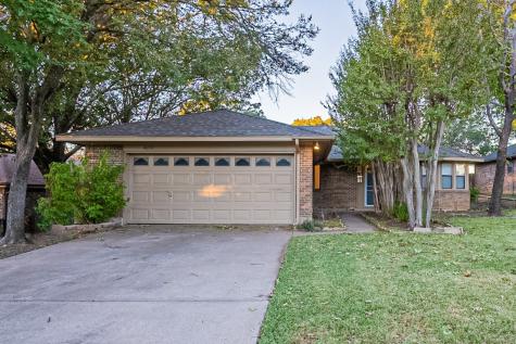 4210 Pleasant Oaks Court Arlington TX 76016