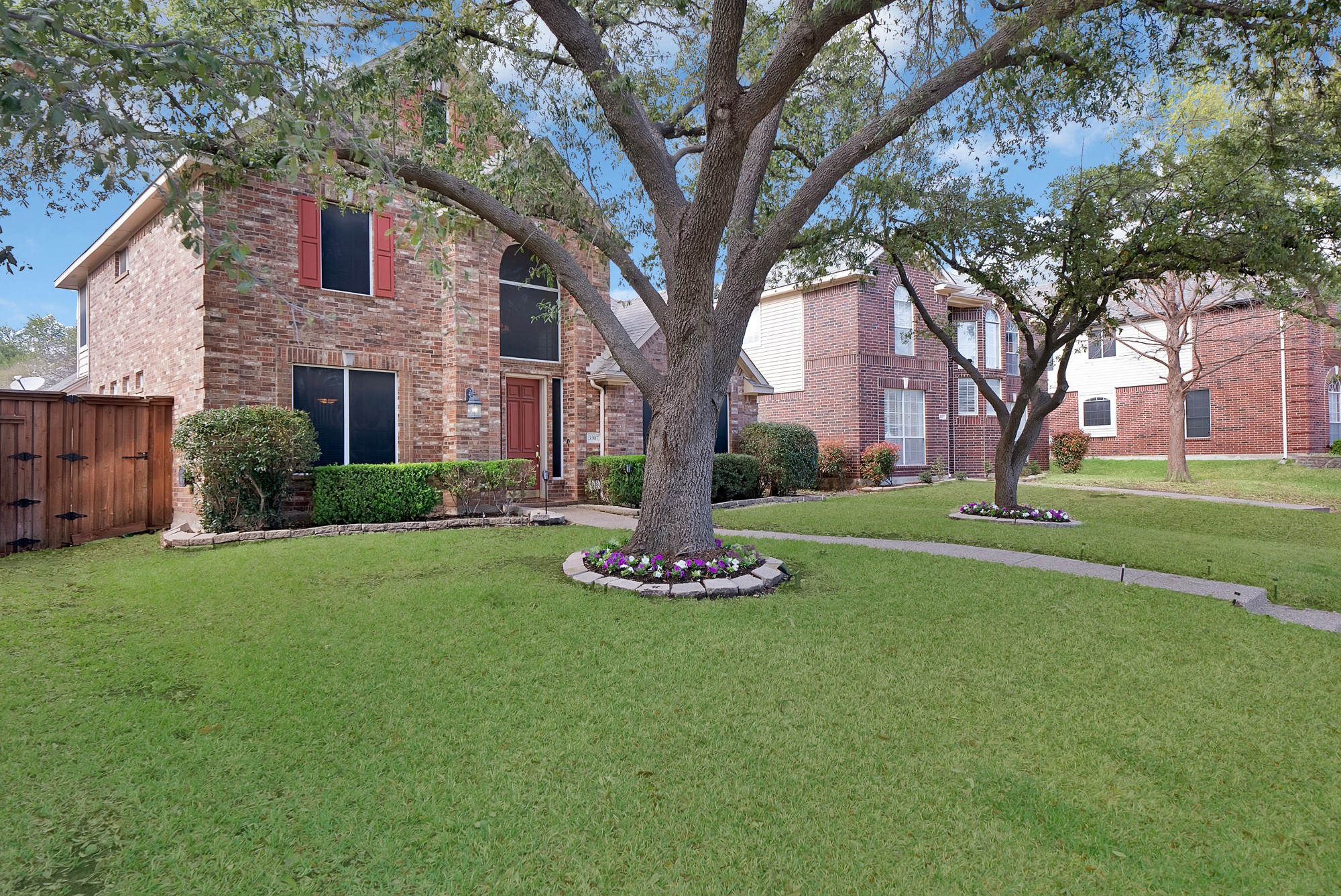 3507 Briargrove Lane Dallas TX 75287