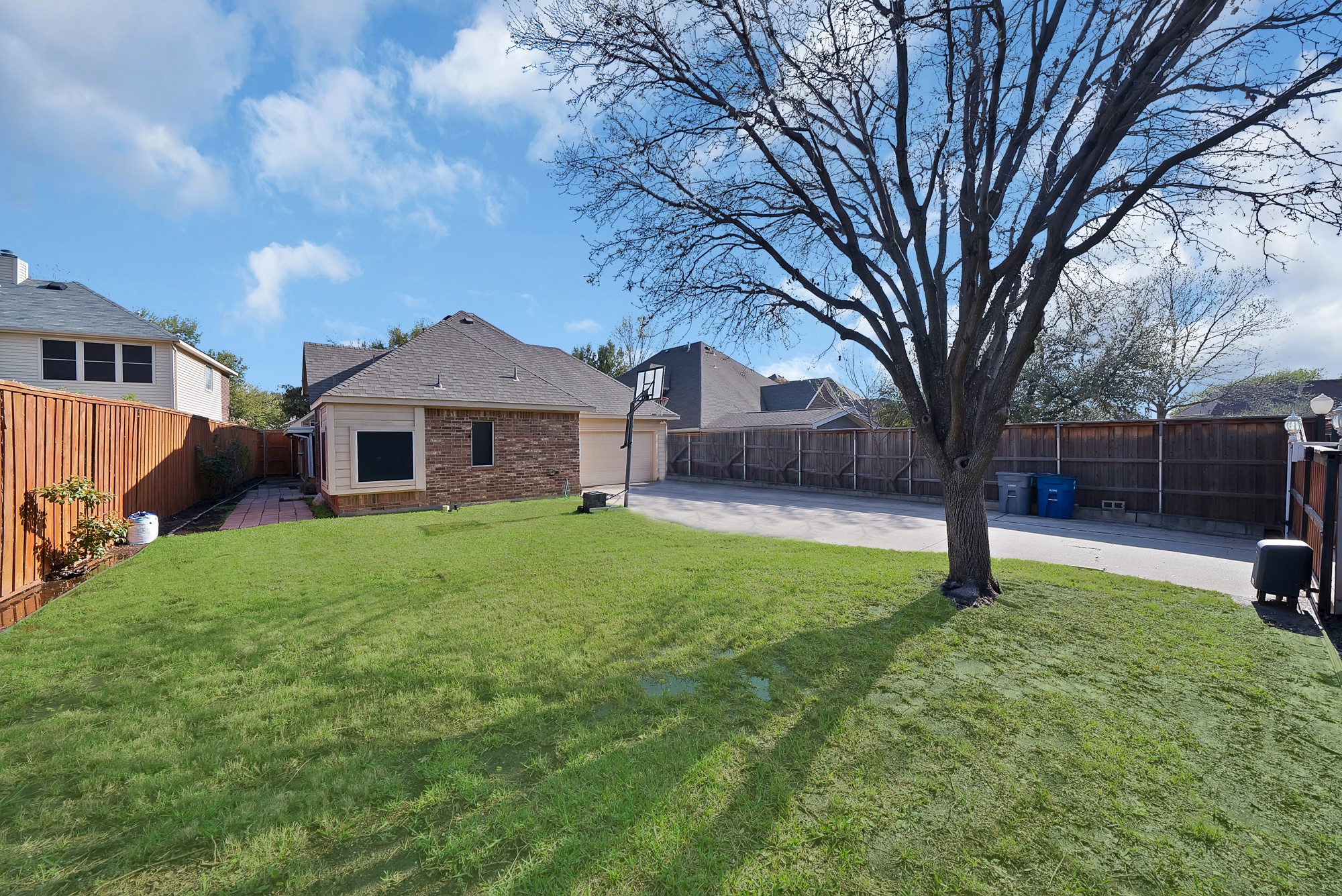 3507 Briargrove Lane Dallas TX 75287
