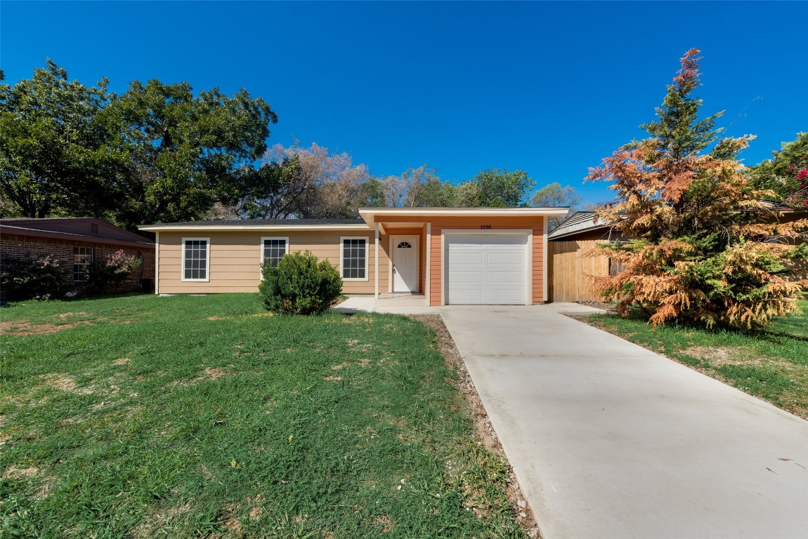 1038 Indian Hills Drive Grand Prairie TX 75051