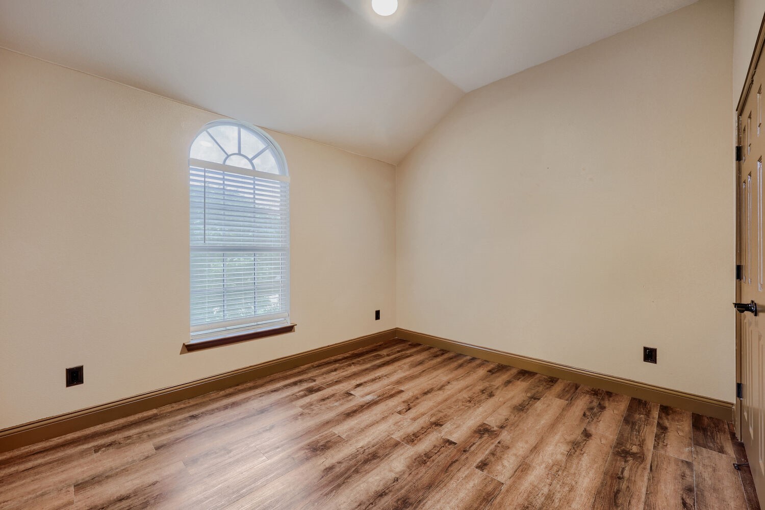 940 Melissa Drive Waxahachie TX 75167