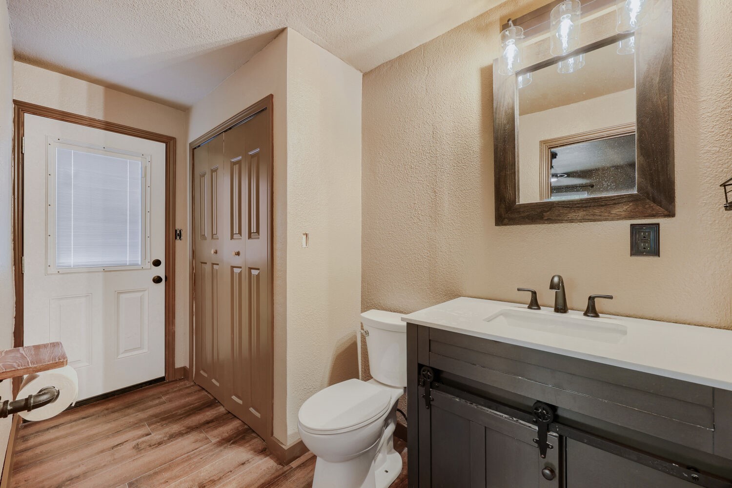 940 Melissa Drive Waxahachie TX 75167