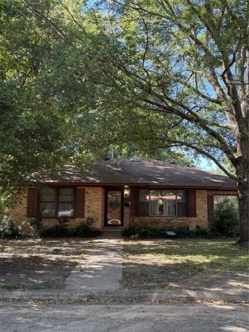 509 N Chestnut Street Gainesville TX 76240