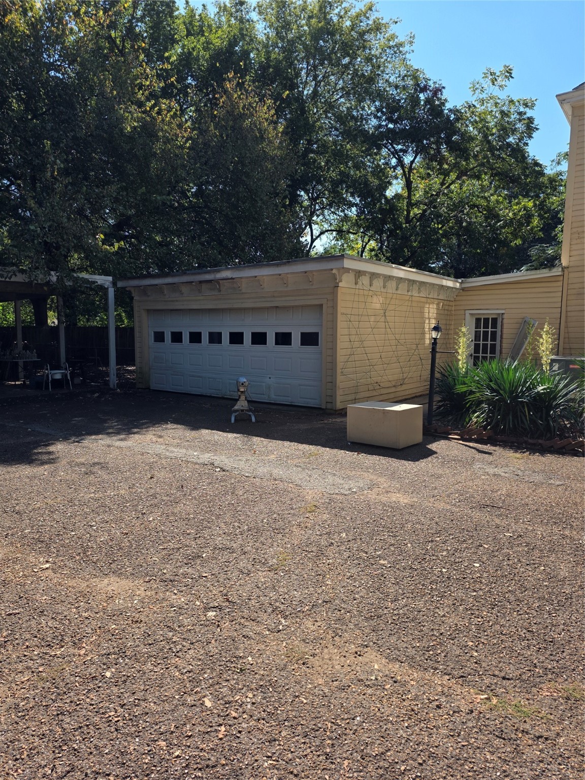 802 Fitzhugh Avenue Paris TX 75460