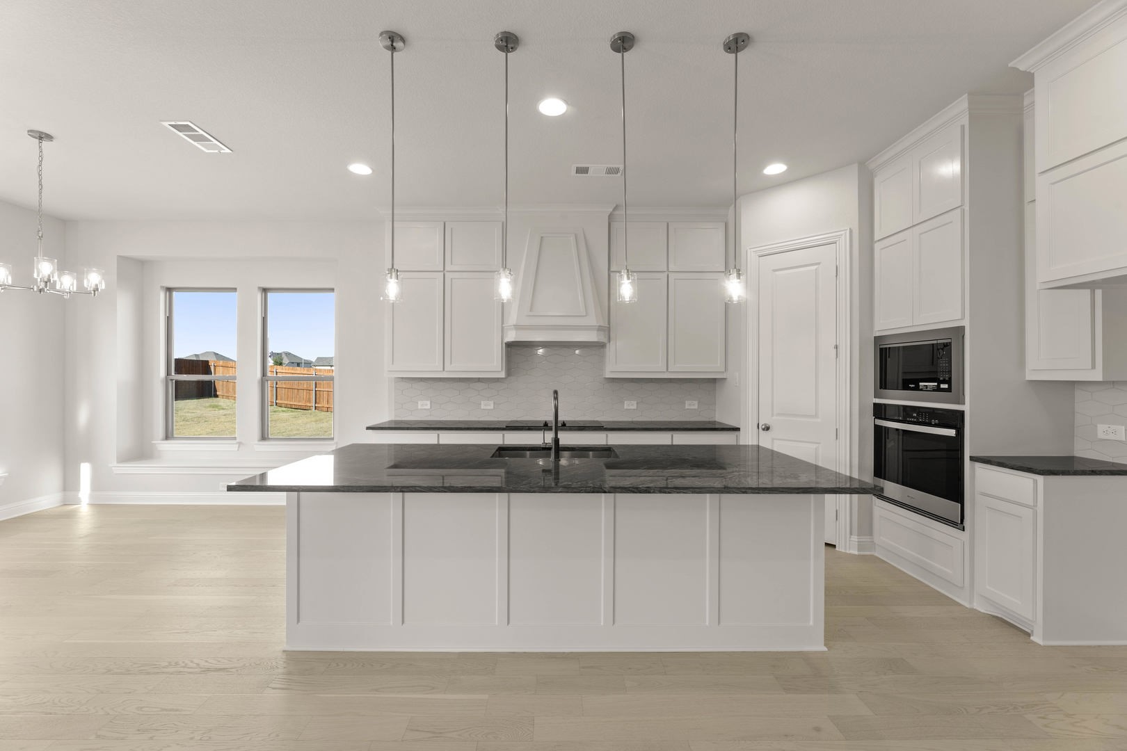 4617 Nomad Drive Midlothian TX 76065
