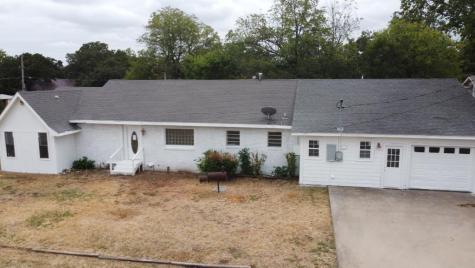 601 S Halbryan Street Eastland TX 76448