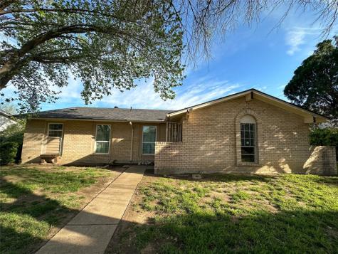 1301 Taperwicke Drive Dallas TX 75232