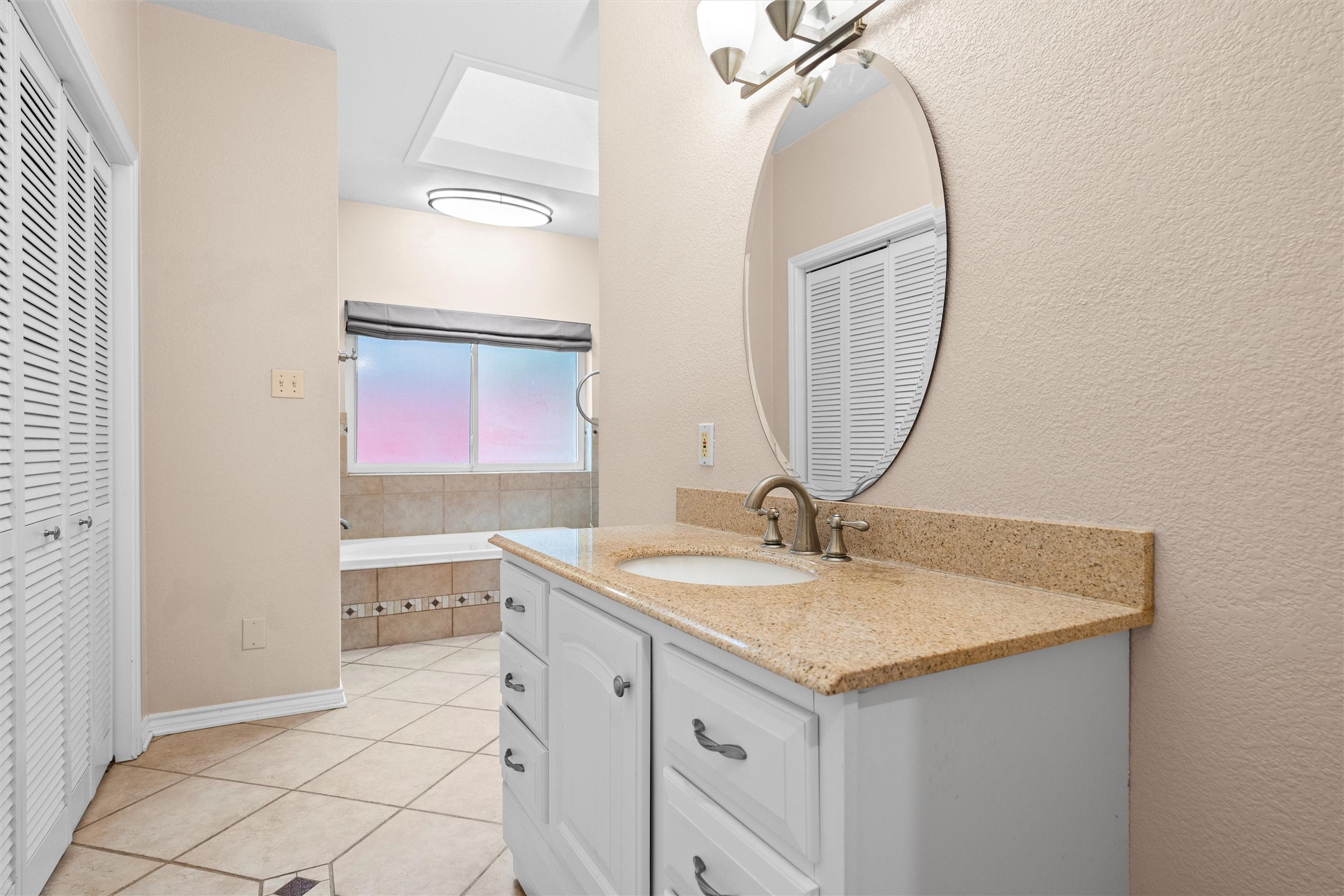 6512 Shorewood Drive Arlington TX 76016