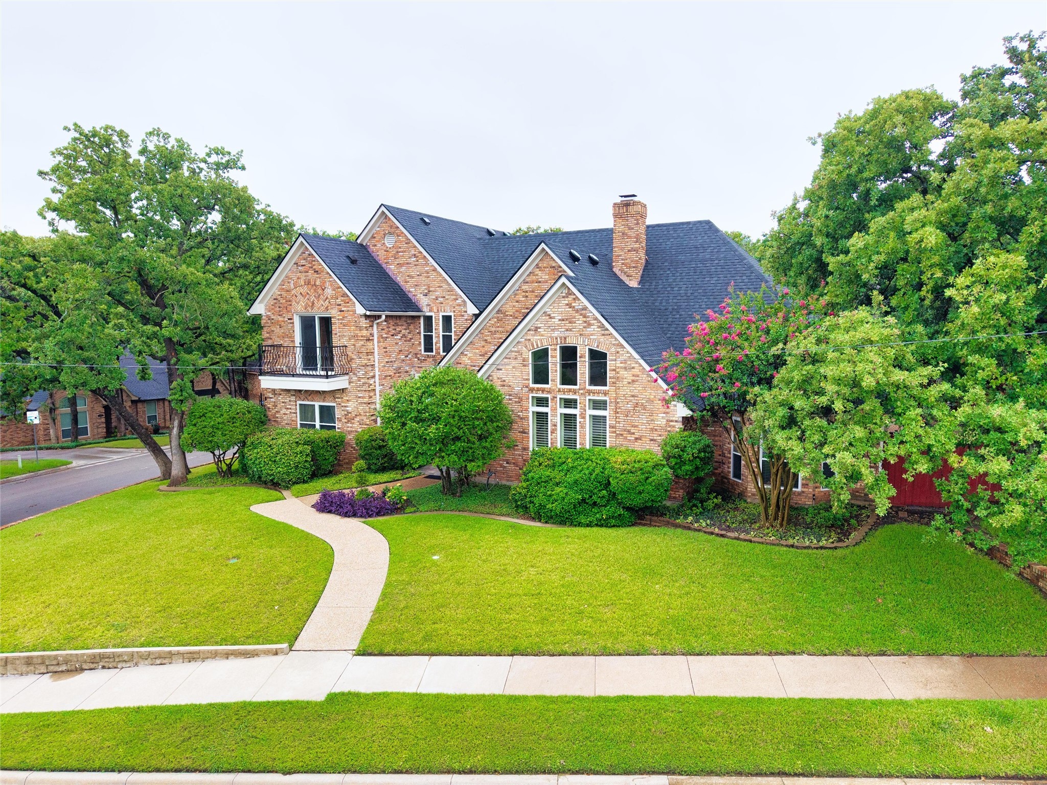 6512 Shorewood Drive Arlington TX 76016