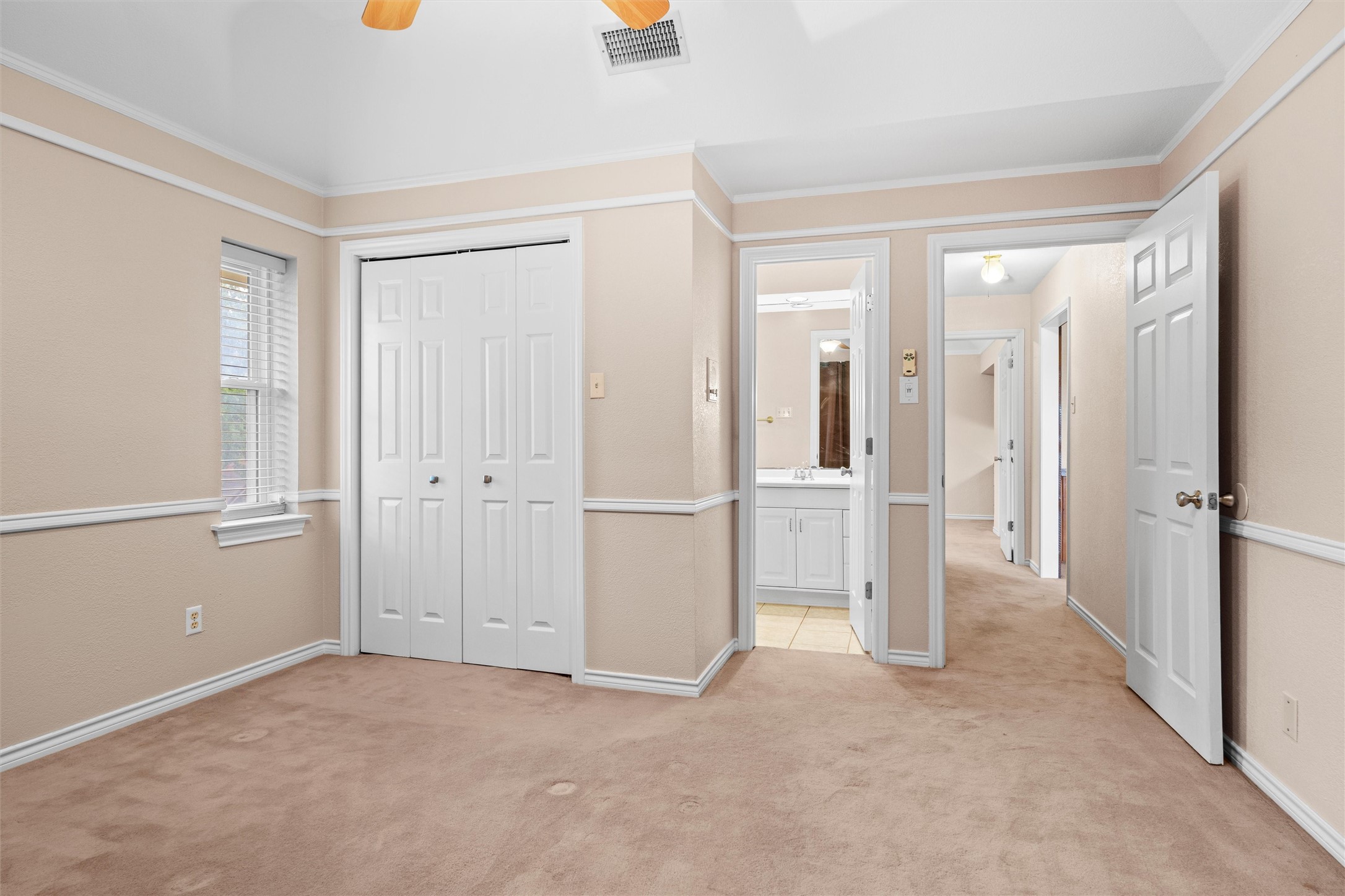 6512 Shorewood Drive Arlington TX 76016