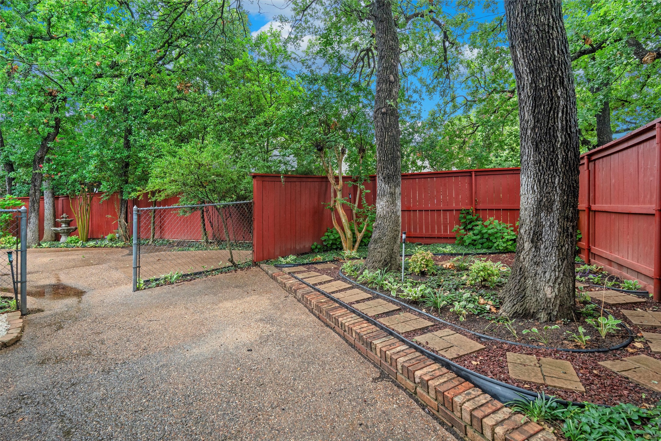 6512 Shorewood Drive Arlington TX 76016