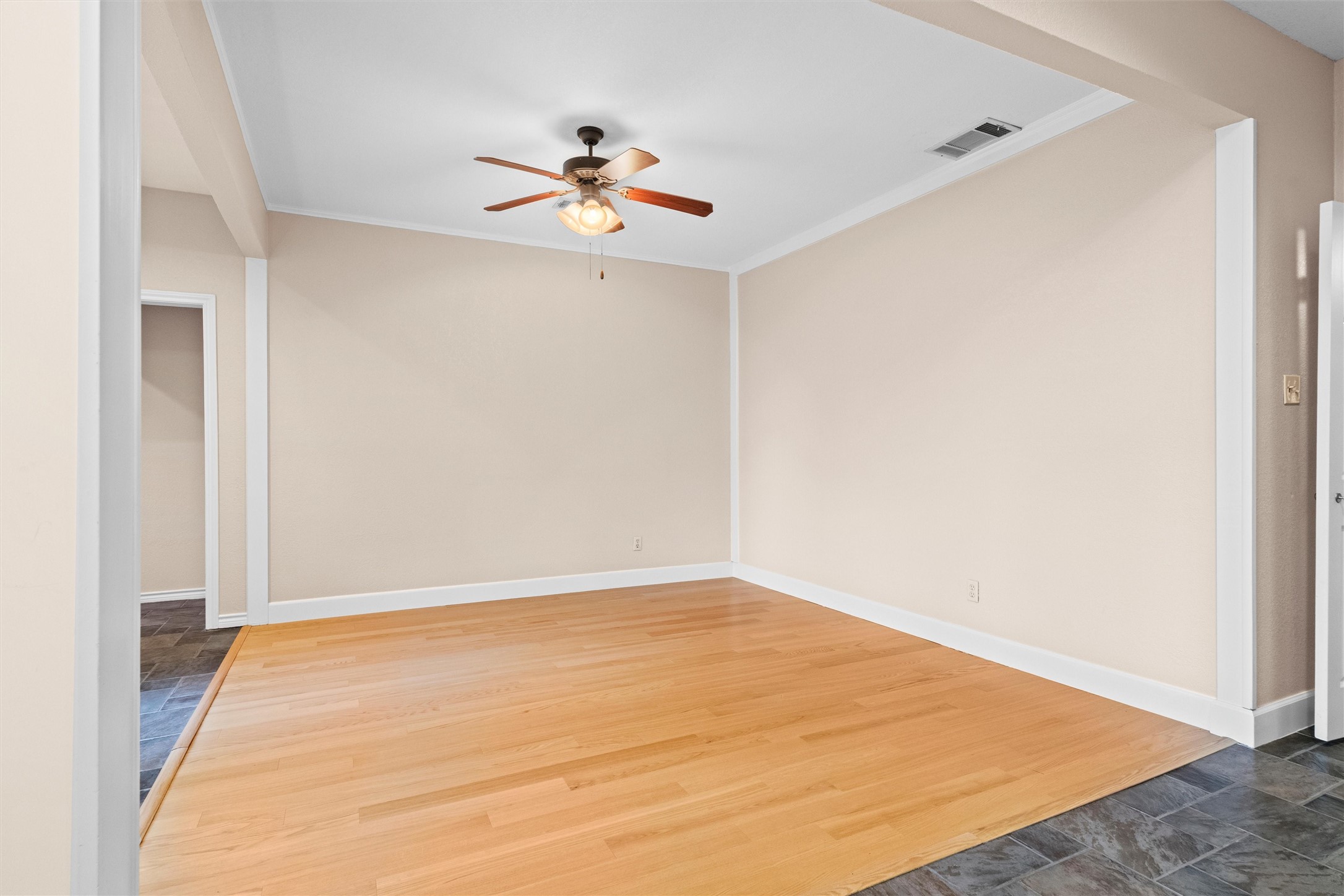 6512 Shorewood Drive Arlington TX 76016