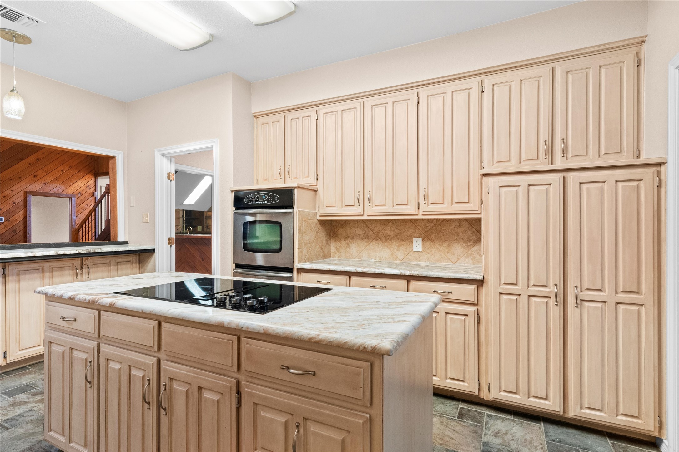 6512 Shorewood Drive Arlington TX 76016