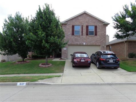 913 Blackberry Trail Fort Worth TX 76120