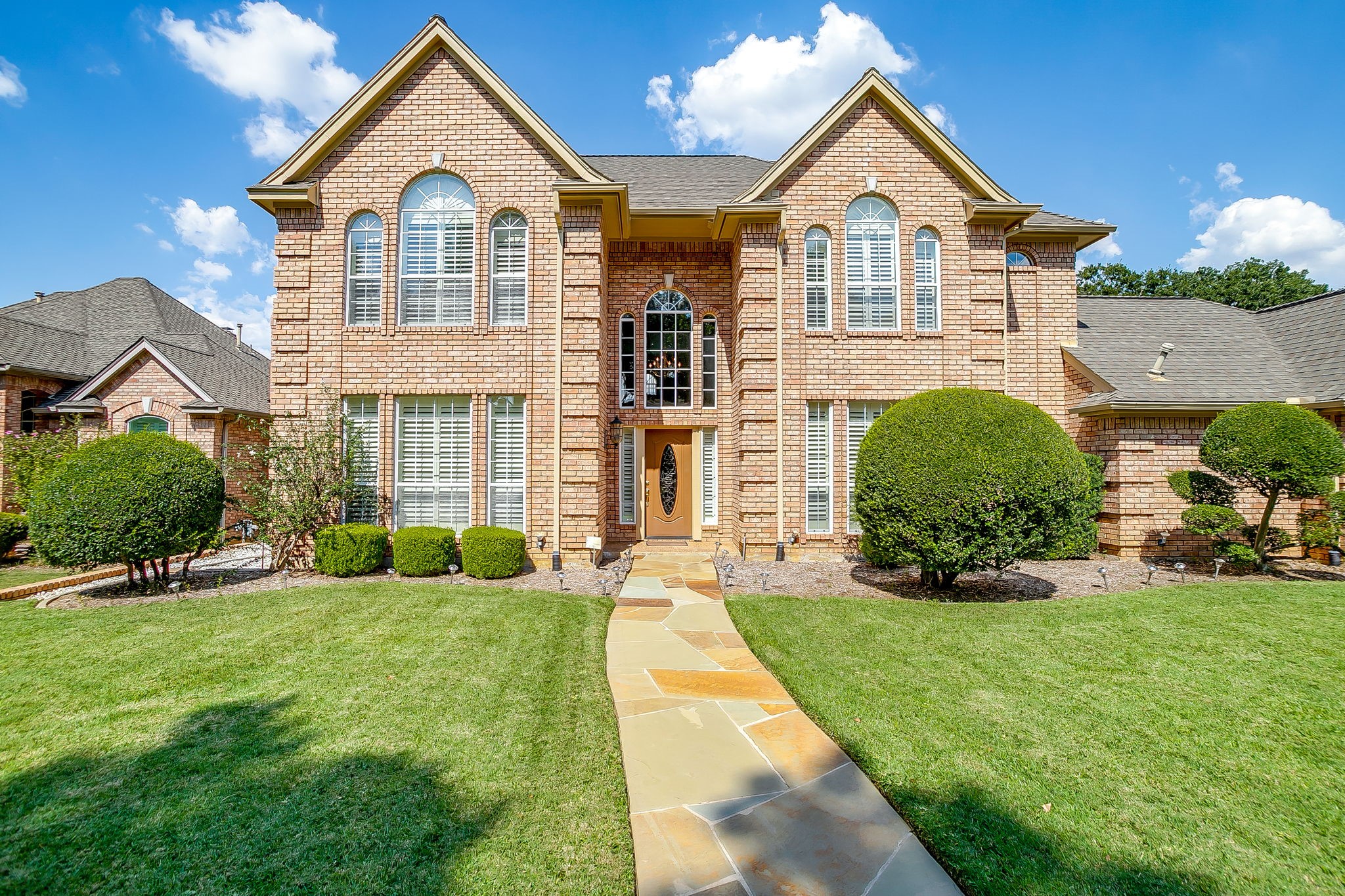 2801 Pomponessett Drive Arlington TX 76001