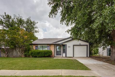 4253 Caldwell Avenue The Colony TX 75056