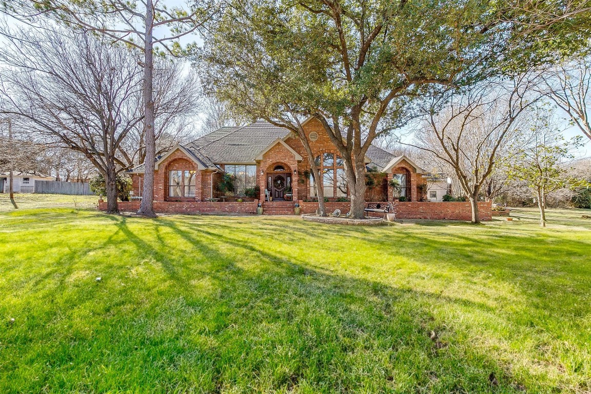 920 Jimmy Court Burleson TX 76028