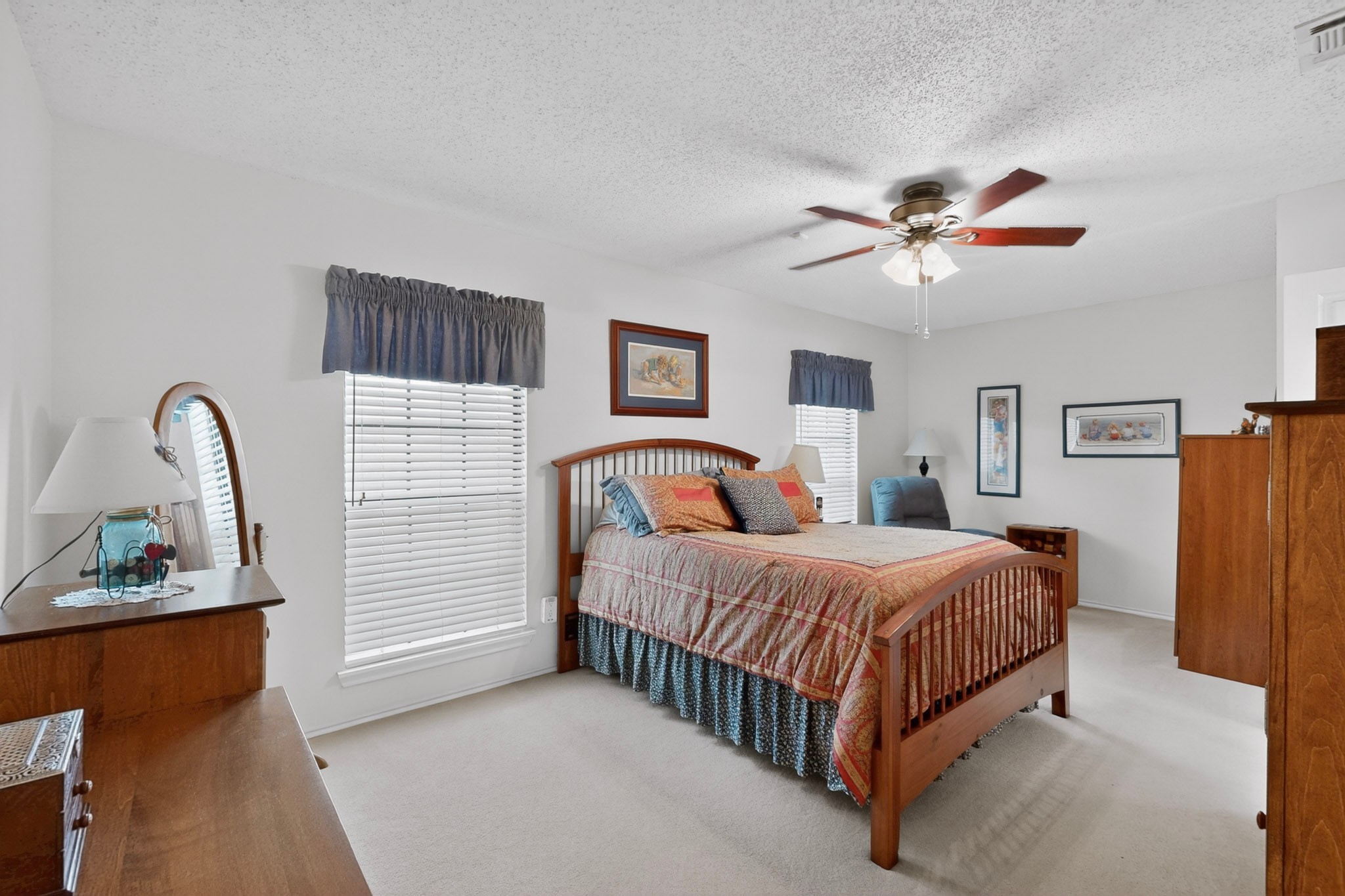 1917 Village Creek Drive Garland TX 75040