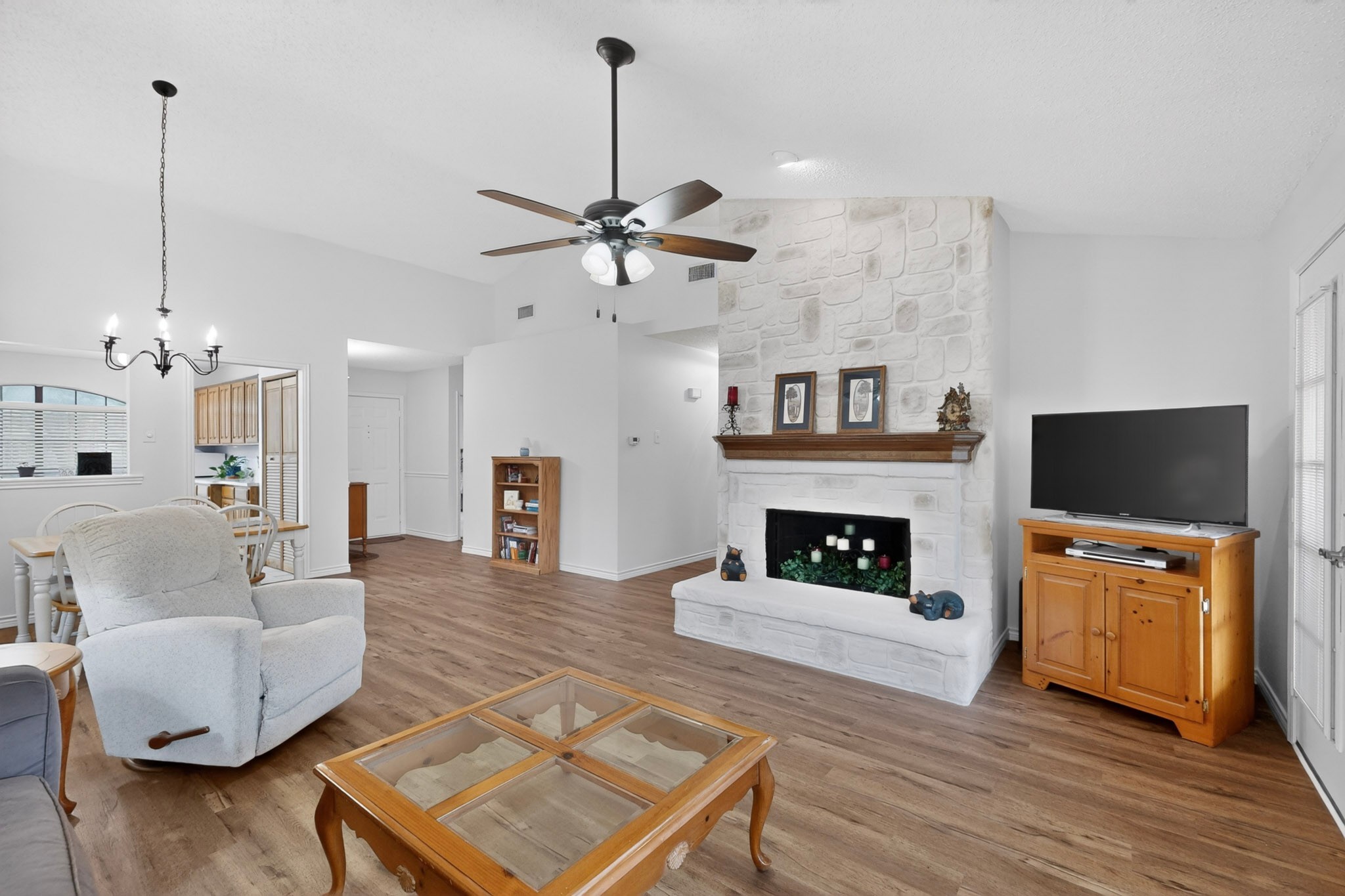 1917 Village Creek Drive Garland TX 75040