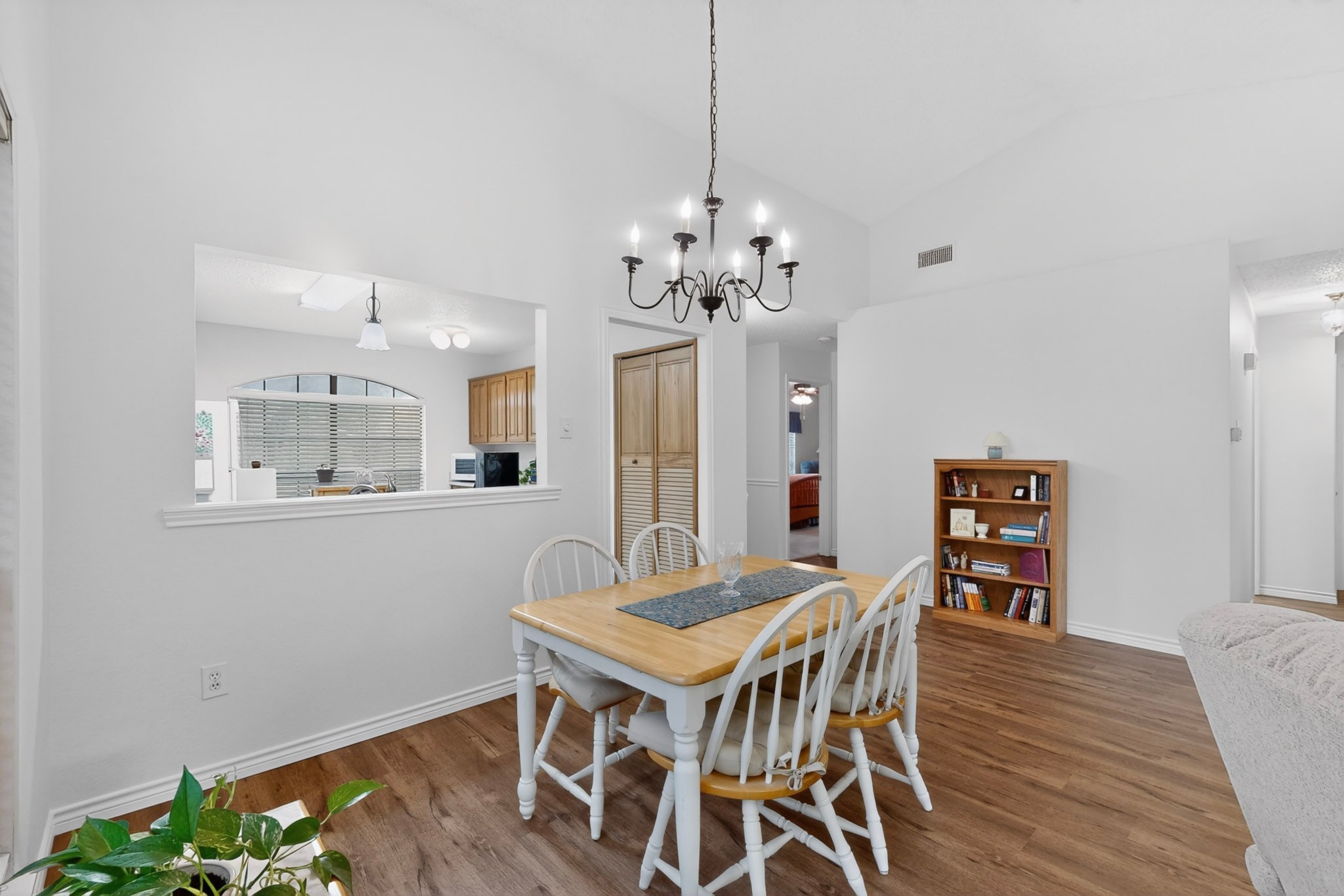 1917 Village Creek Drive Garland TX 75040
