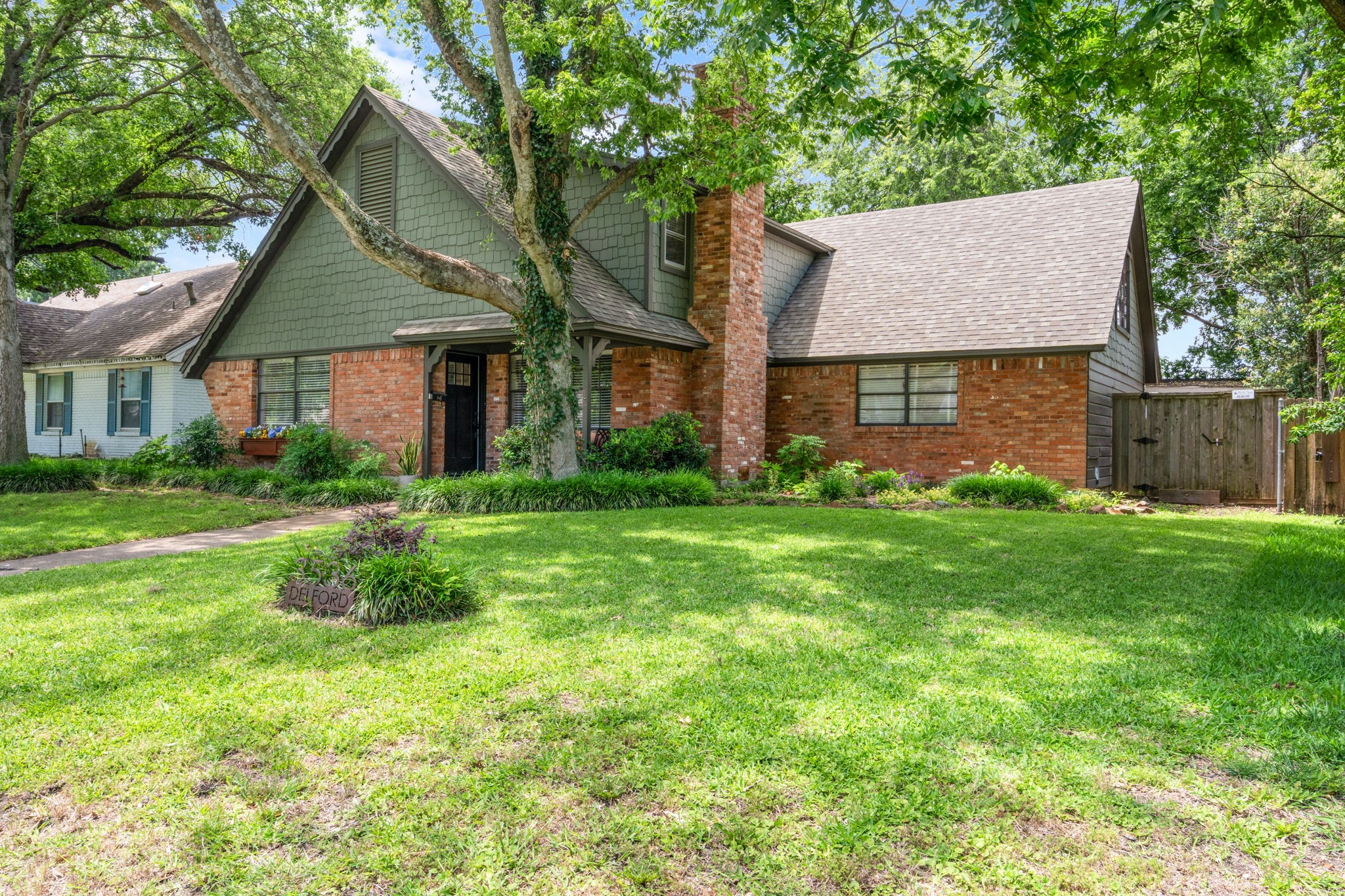 3536 Delford Circle Dallas TX 75228