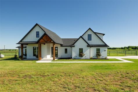 7196 Hawkeye Road Krum TX 76249