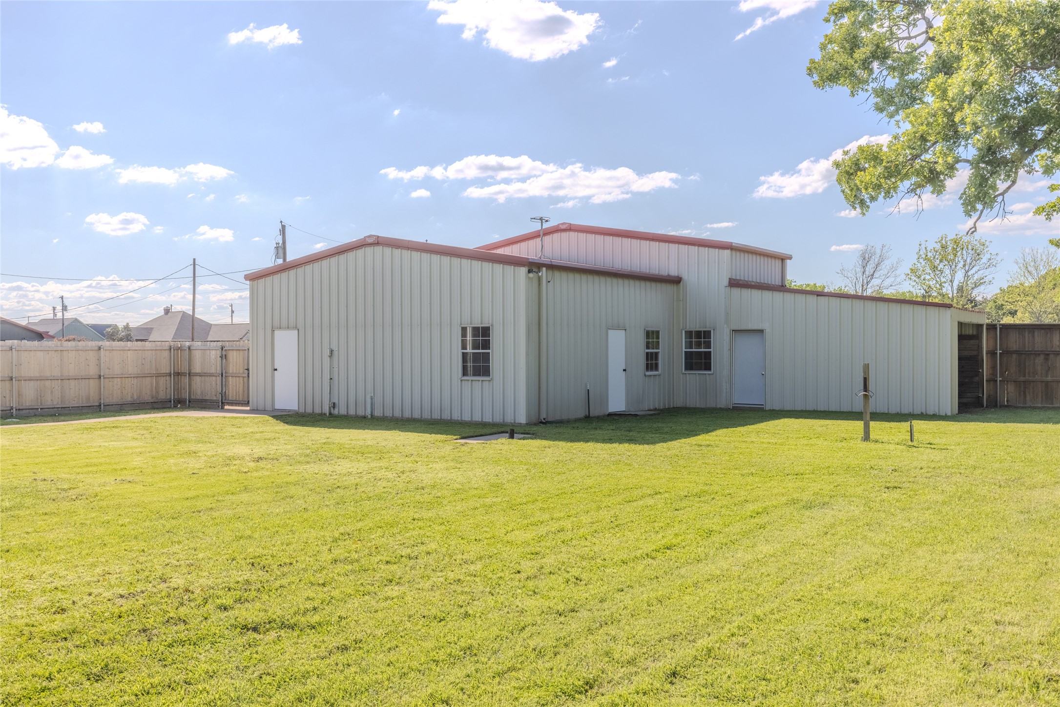 319 Whippoorwill Drive Wills Point TX 75169