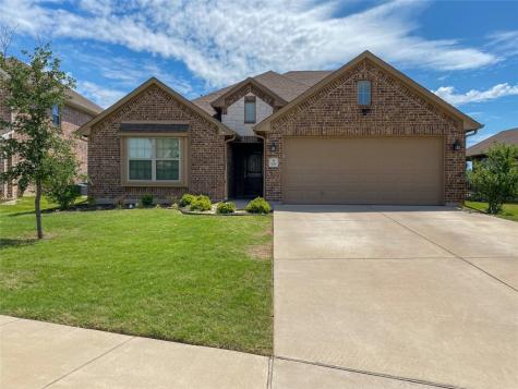 909 Saint Andrews Drive Burleson TX 76028