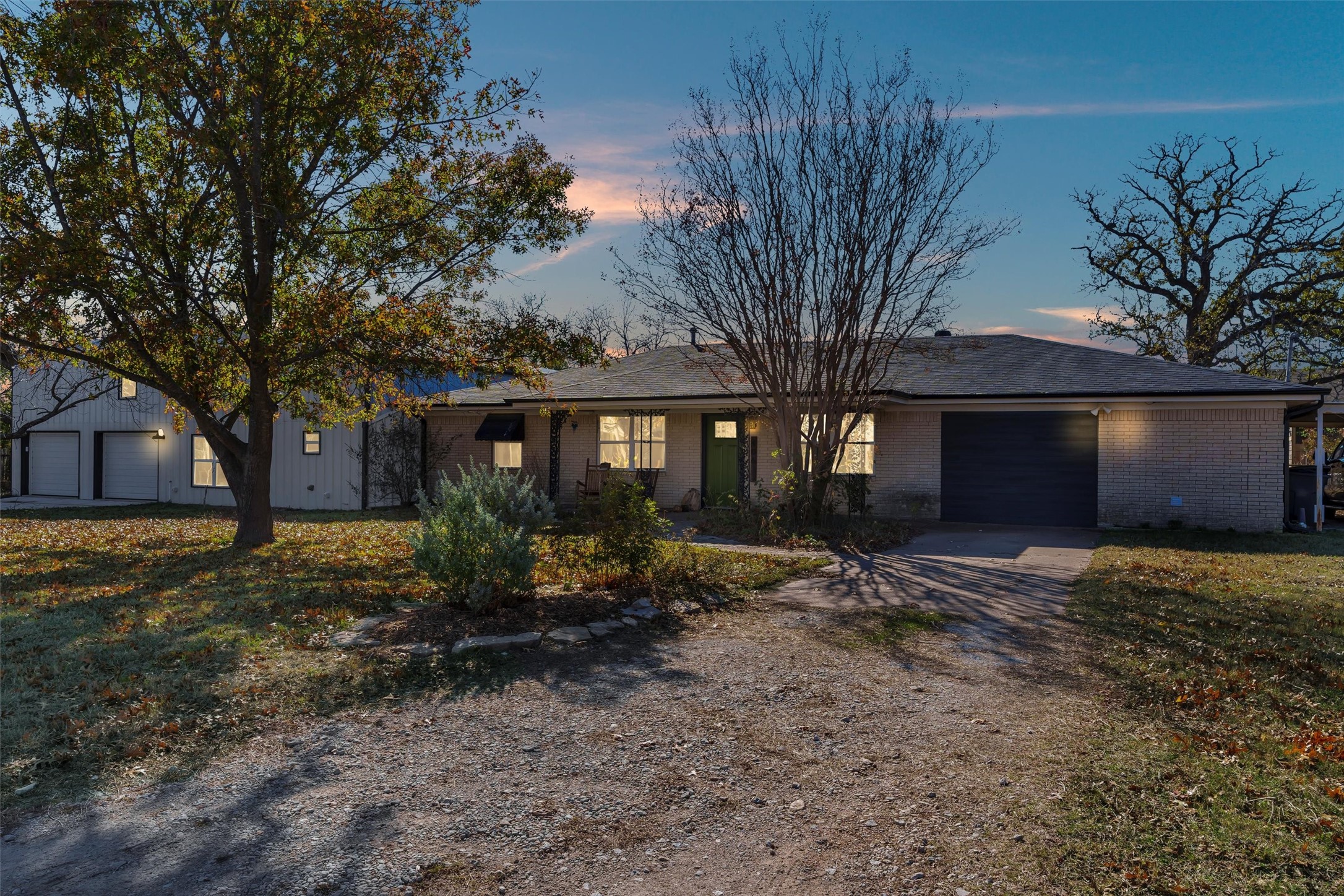 406 N Oak Lane Tolar TX 76476