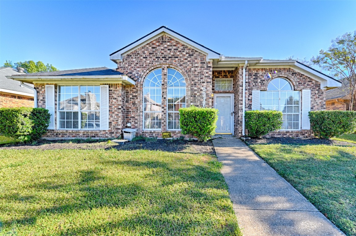 6517 Bandalia Drive Rowlett TX 75089