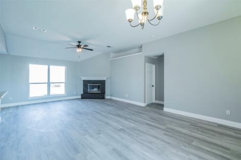 255 Vaden Avenue Burleson TX 76028