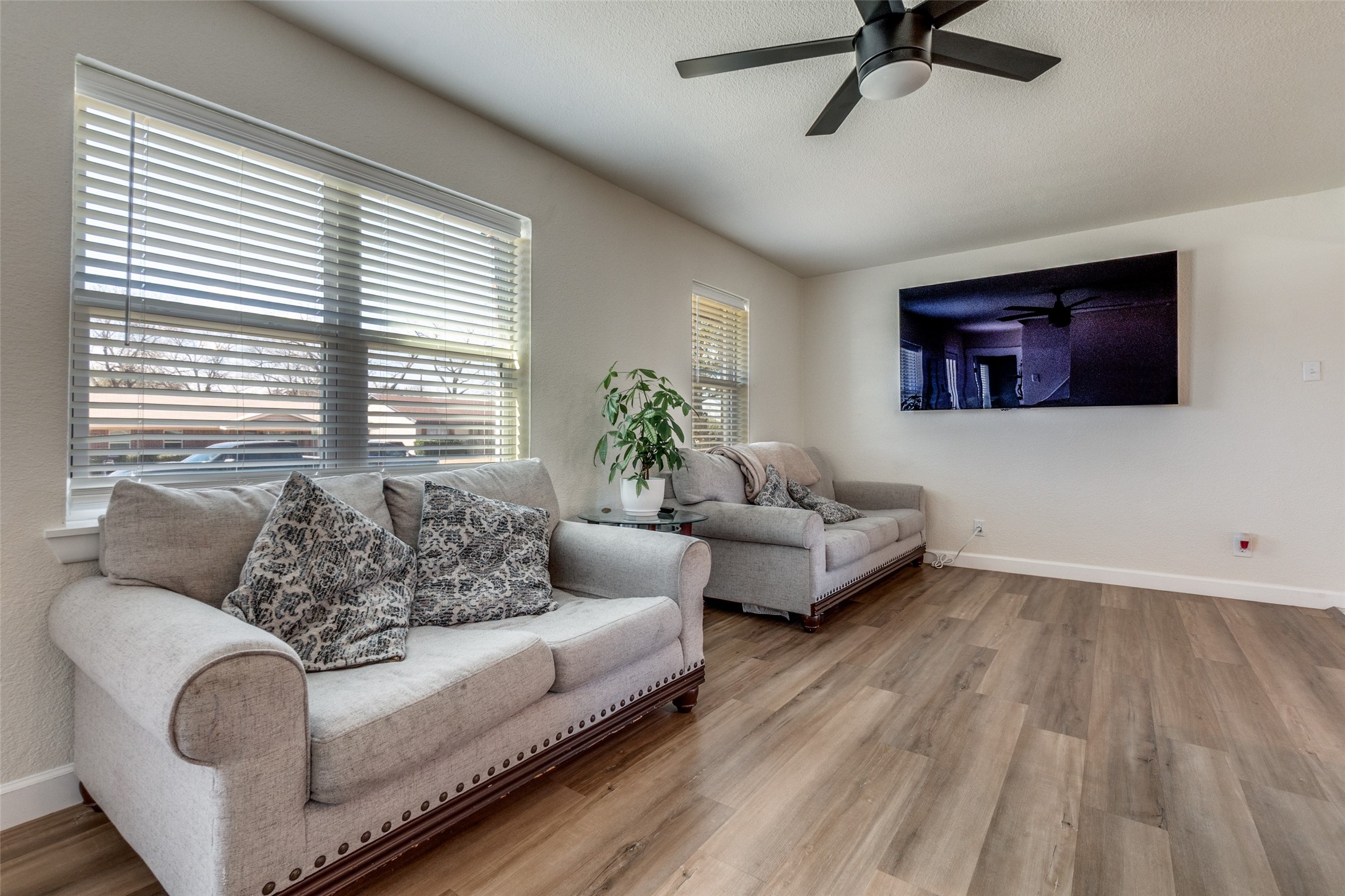 2736 Larchmont Drive Mesquite TX 75150