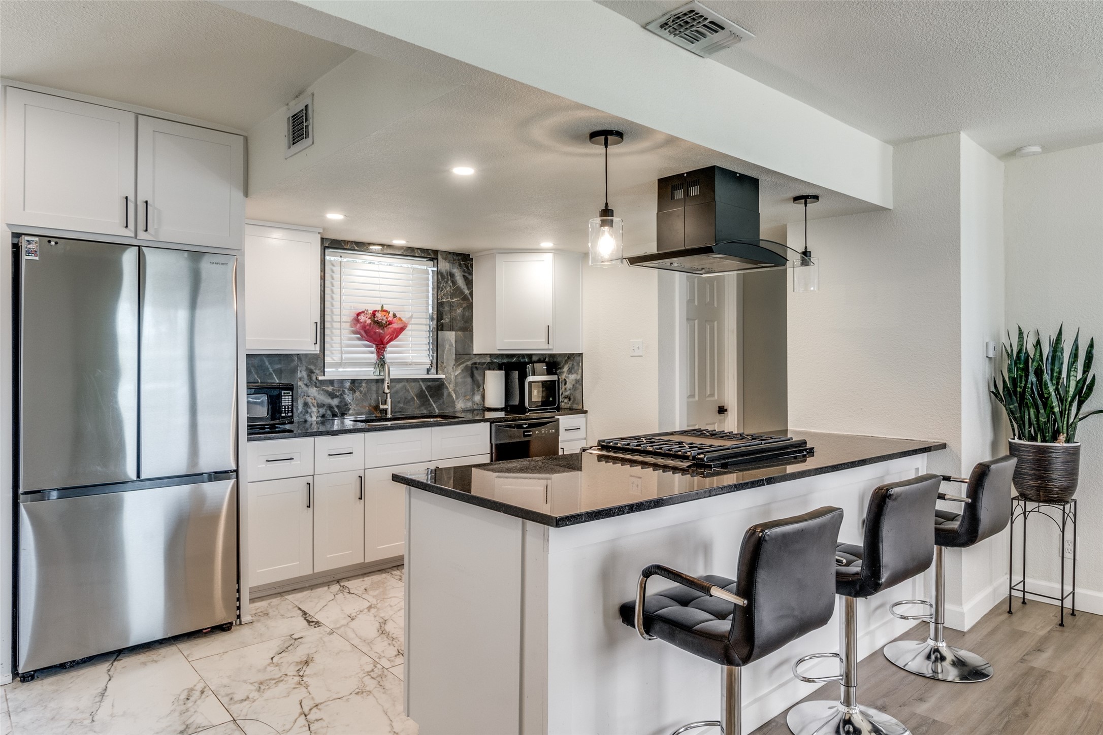 2736 Larchmont Drive Mesquite TX 75150