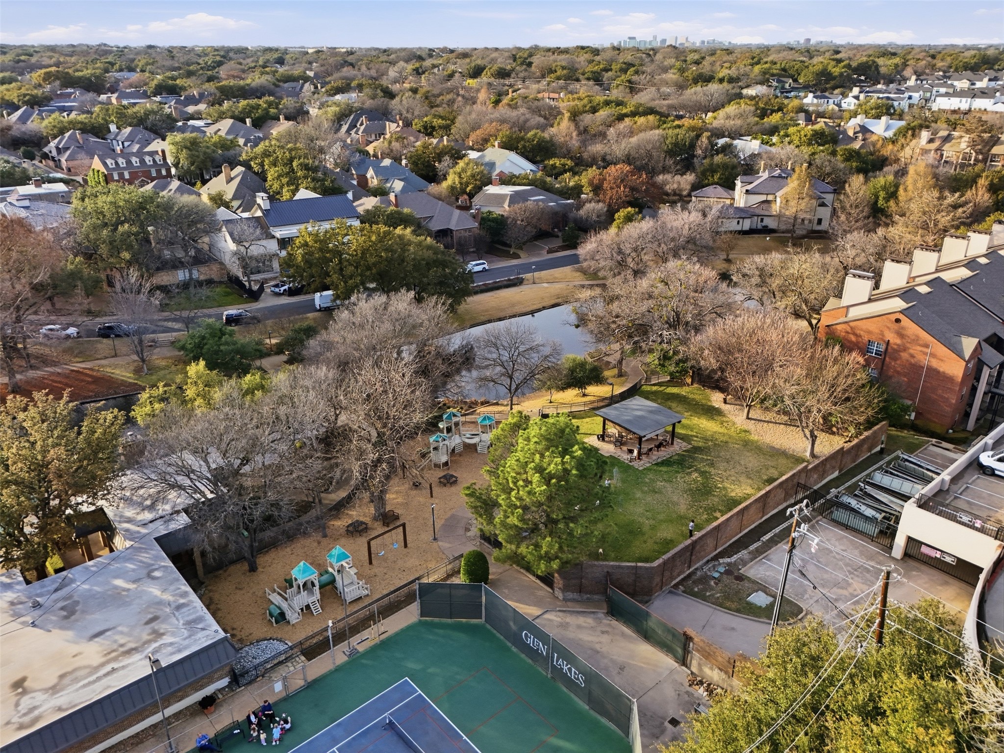 2 Parliament Place Dallas TX 75225