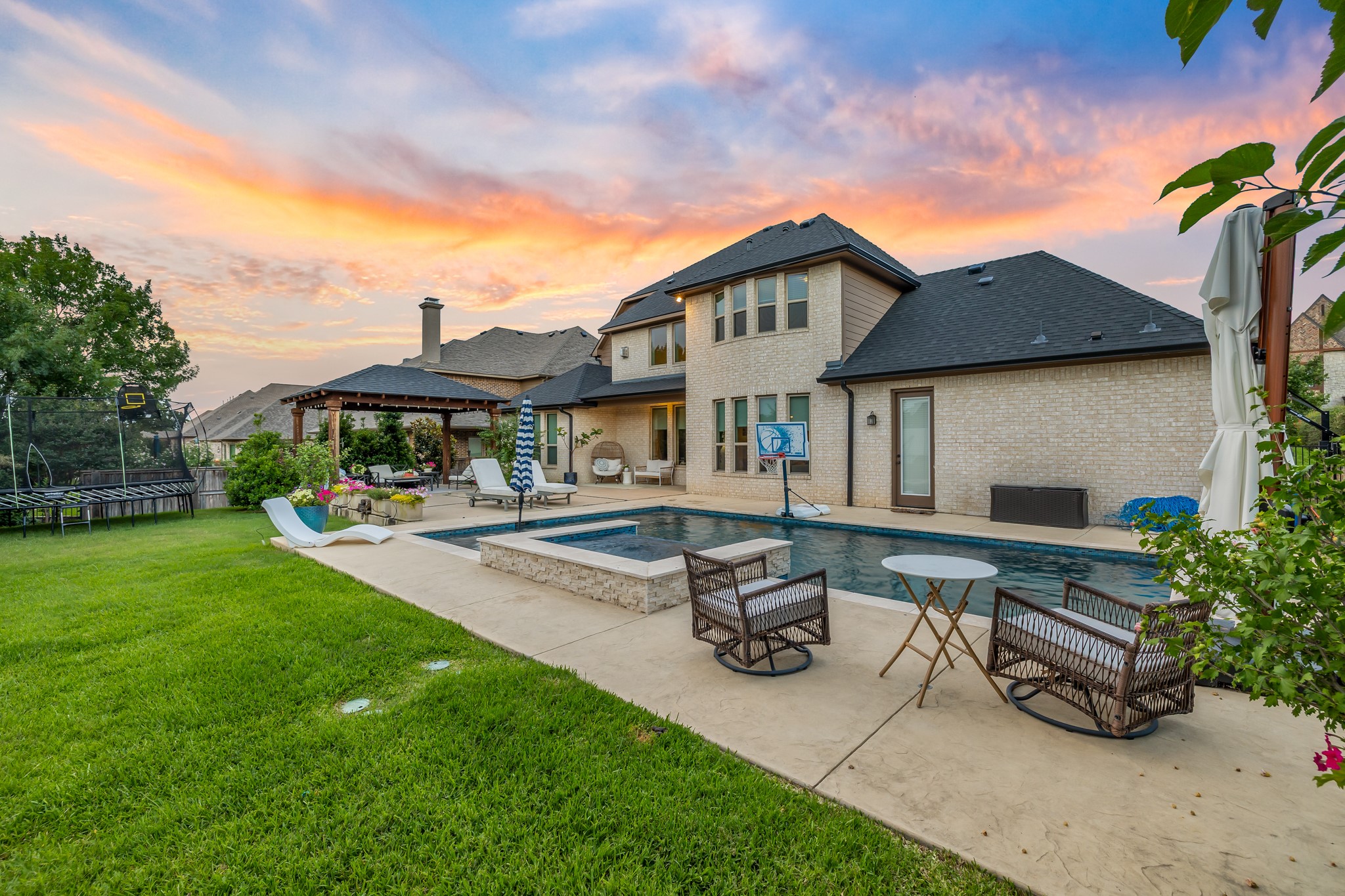 204 Old Grove Road Colleyville TX 76034