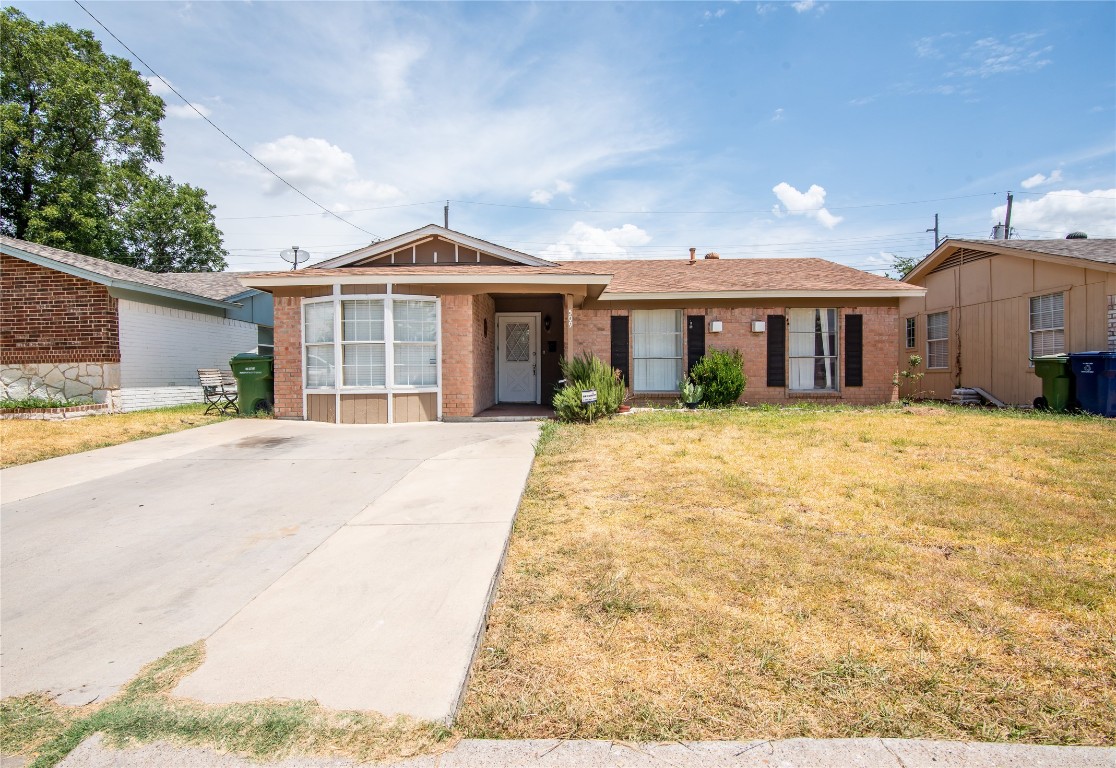 509 Parker Circle Garland TX 75040
