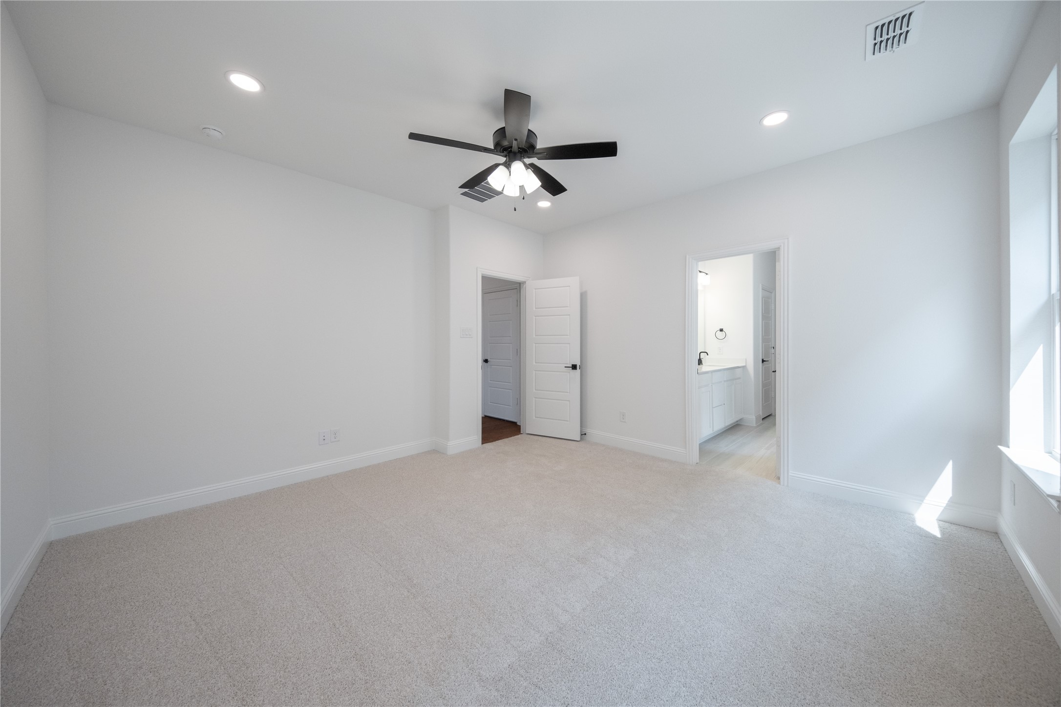 8813 Acorn Avenue Justin TX 76247