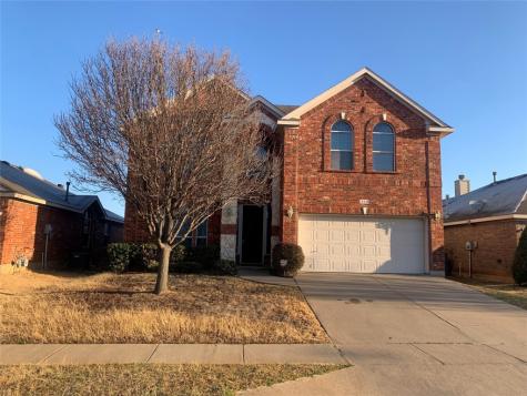 424 Elk Run Drive Fort Worth TX 76140